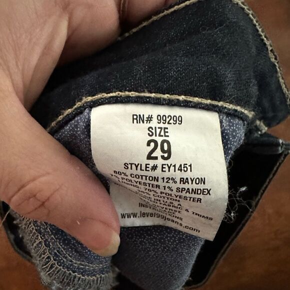 Level 99 Chelsea Cut Off Short in Ocean Shore - Picture 7 of 9